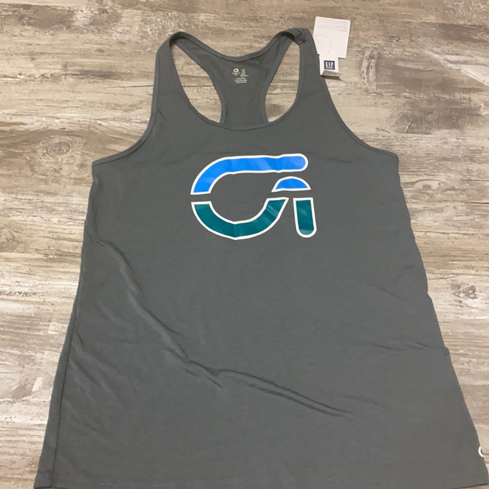 Gap fit grey tank